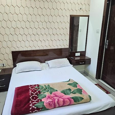 Hotel Elliot Comfort Inn Kolkata Exterior photo